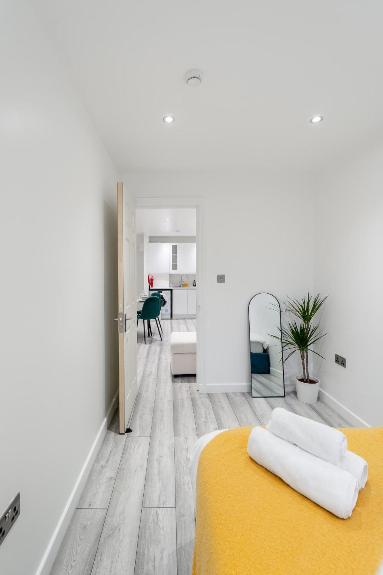 Luxury Flat Near Central London - Tower Bridge- Covent Garden Екстериор снимка